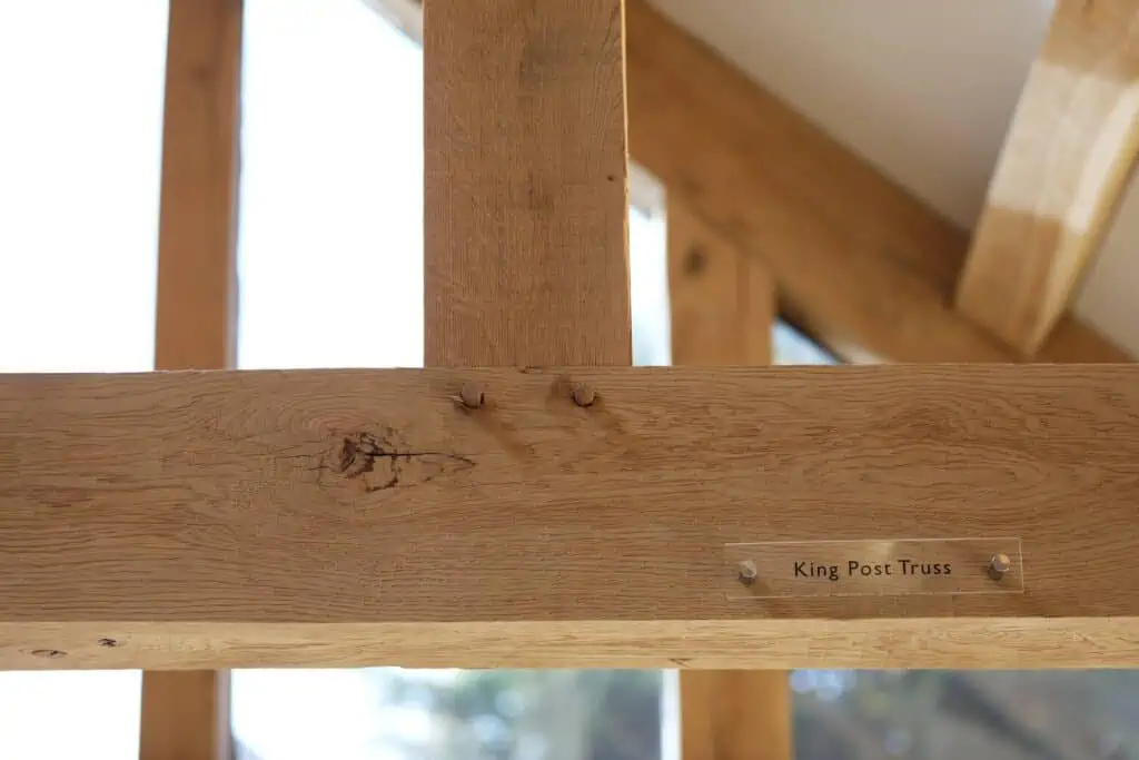 Oak King Post Truss